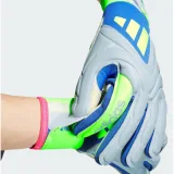 Pánske futbalové brankárske rukavice ADIDAS Copa League GL blue fusion halo blue lucid lemon · záber 3