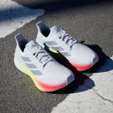 Pánska bežecká obuv ADIDAS Ultraboost 5X cloud white grey lucid lemon · záber 5