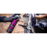 Leštiaci prípravok MUC-OFF HCB-1 All-Weather Barrier 400ml · záber 2