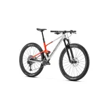 Horský bicykel MONDRAKER F-Podium Carbon R, bunker grey flame red vortex grey · záber 2