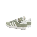 Pánska vychádzková obuv ADIDAS ORIGINALS Gazelle silver green cloud white gold metallic · záber 4