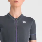 Dámsky cyklistický dres s krátkym rukávom SPORTFUL Monocrom w jersey, anthracite · záber 5