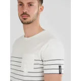 Pánske tričko s krátkym rukávom FUNDANGO Jaggy Pocket T-shirt-180-fog · záber 3