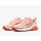 Dámska športová obuv (tréningová) NIKE Bella 7 W washed coral turf orange white · záber 3